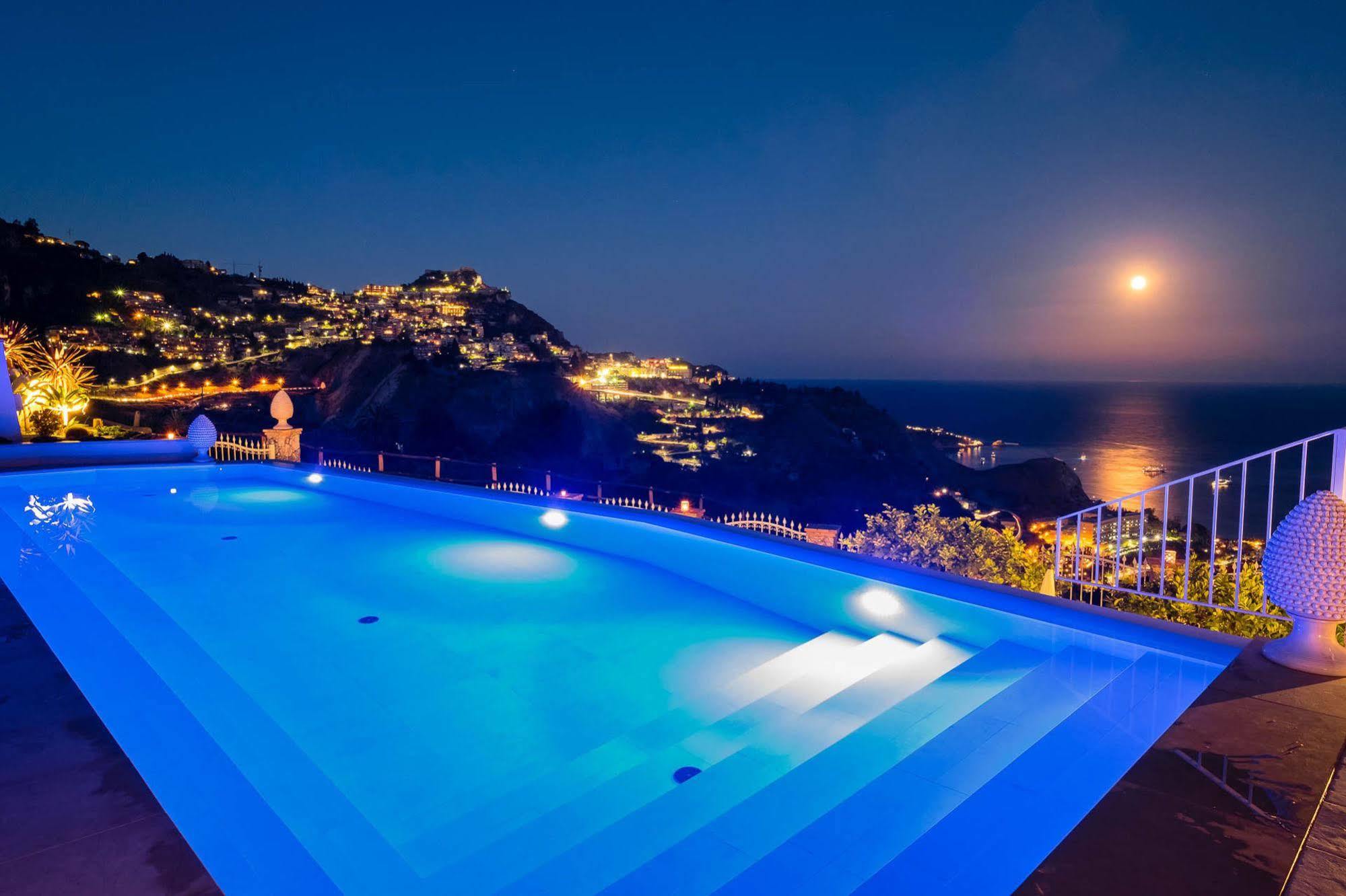 تاورمينا Sciccosa Guest House المظهر الخارجي الصورة