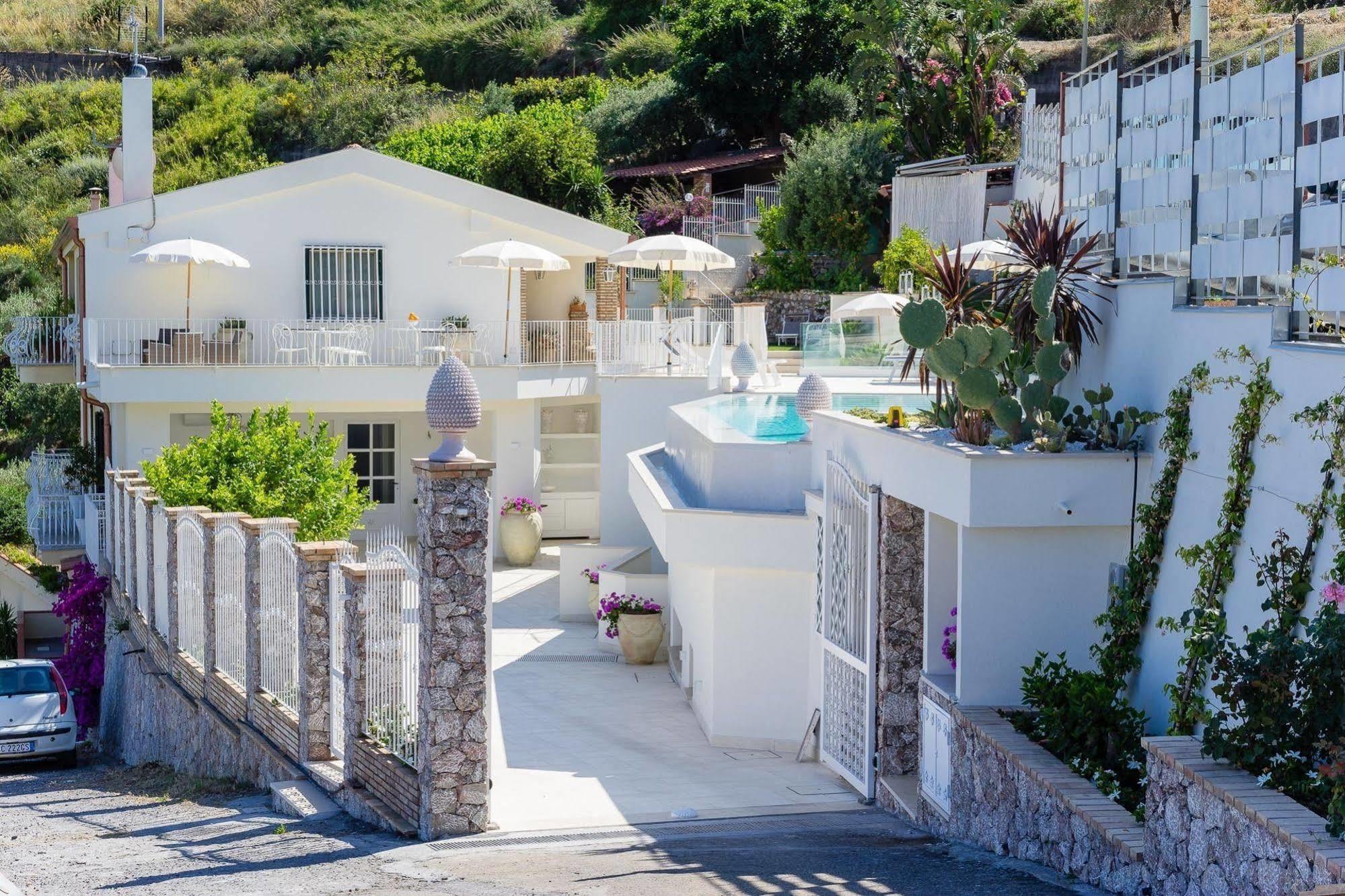 تاورمينا Sciccosa Guest House المظهر الخارجي الصورة
