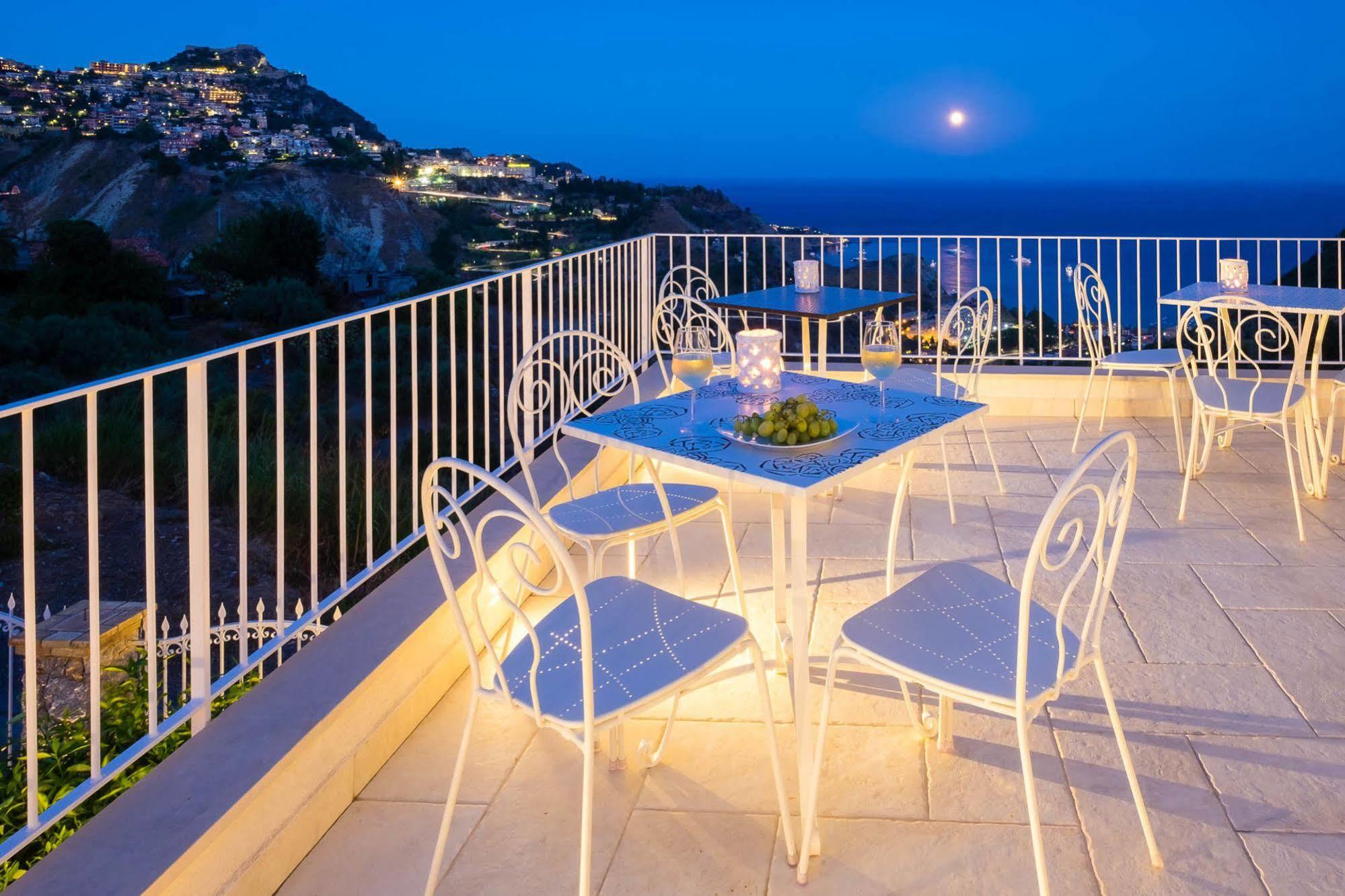 تاورمينا Sciccosa Guest House المظهر الخارجي الصورة